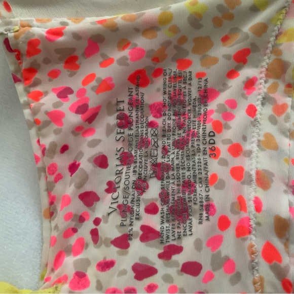 Victoria's Secret Plunge 36DD  Padded Underwire Pink and Yellow Patterned Bra - Picture 9 of 9